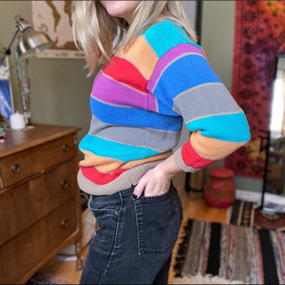 Multi colour top. - Picture 2 of 2